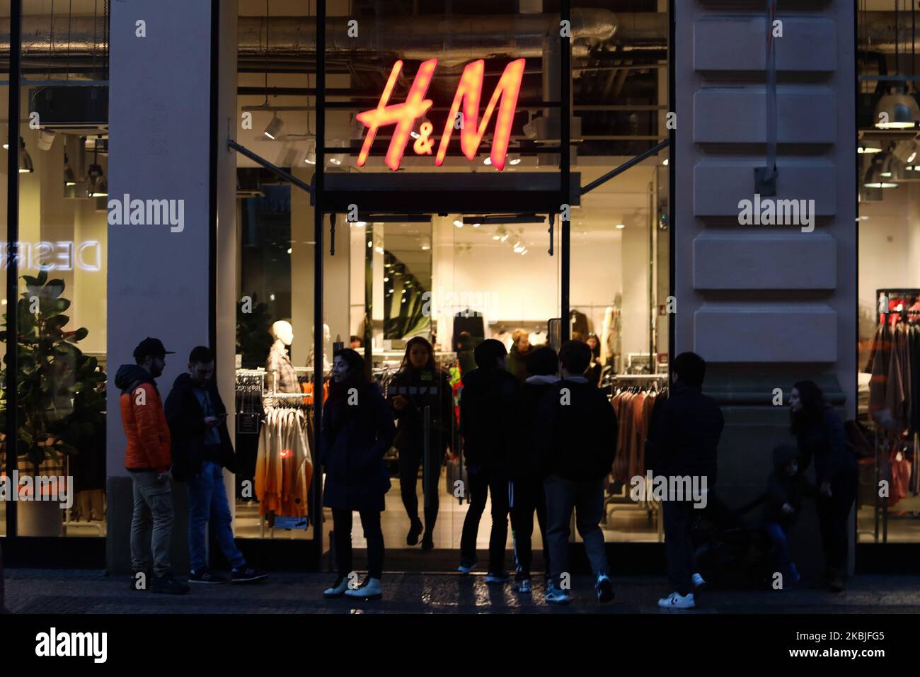 H&m store prague czech hi-res stock photography and images - Alamy