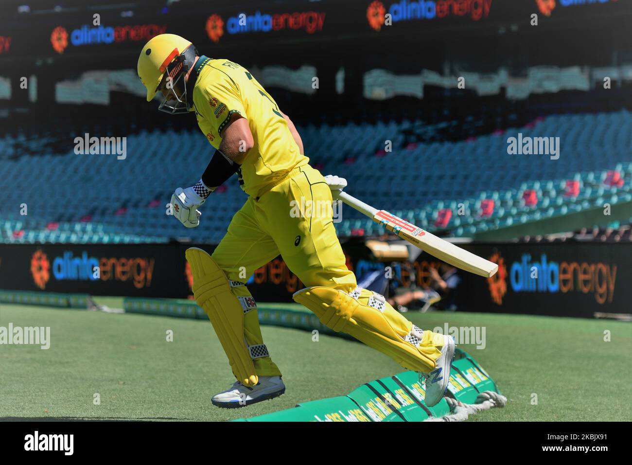 Aaron Finch during game one of the One Day International series between Australia and New Zealand at Sydney Cricket Ground on March 13, 2020 in Sydney, Australia. (Photo by Izhar Ahmed Khan/NurPhoto) Stock Photo