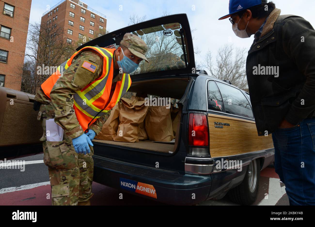 Soldiers from the United States Army load up an army of taxi cabs in ...