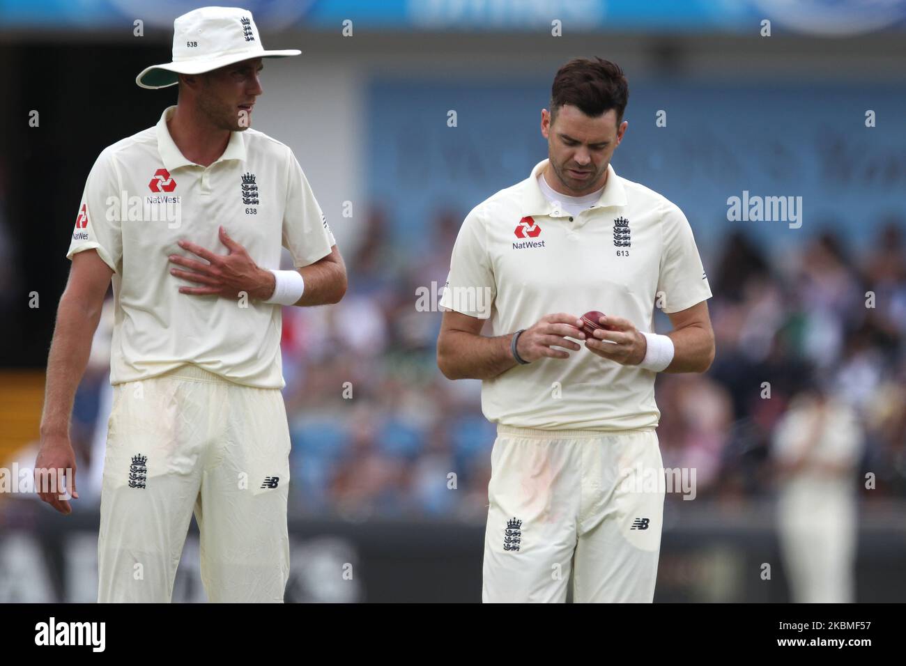 Stuart Broad (L) and James Anderson of England during the third day of the Second Nat West Test match between England and Pakistan at Headingley Cricket Ground, Leeds on Sunday 3rd June 2018. (Photo by Mark Fletcher/MI News/NurPhoto) Stock Photo