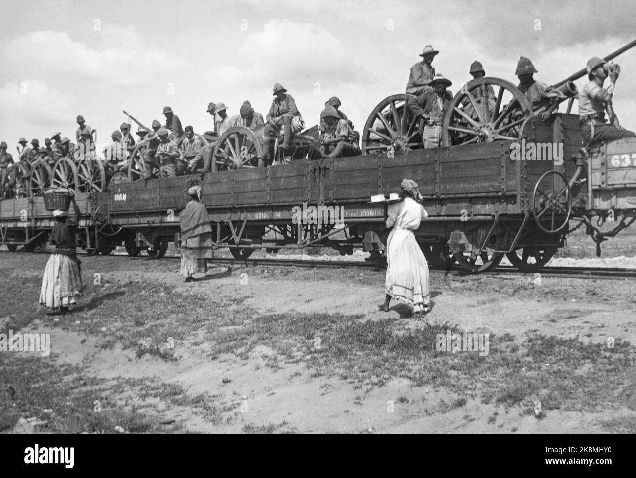 A British Army Howitzer battery being transported on a train in South Africa during The Boer War. Stock Photo