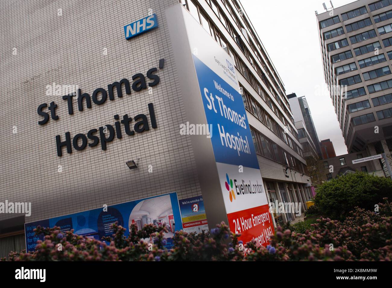 St Thomas' Hospital, where British Prime Minister Boris Johnson remains in intensive care with the covid-19 coronavirus, stands beside the River Thames in London, England, on April 8, 2020. Johnson, 55, was admitted to the hospital on Sunday evening with what were described as 'persistent symptoms' of the novel coronavirus. He was moved to intensive care on Monday night after his condition was said to have 'worsened'. Chancellor of the Exchequer Rishi Sunak informed the country today, however, that the prime minister was now improving, sitting up and 'engaging positively' with the medical team Stock Photo