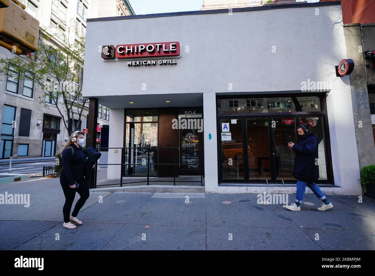 Chipotle restaurant building hires stock photography and images Alamy