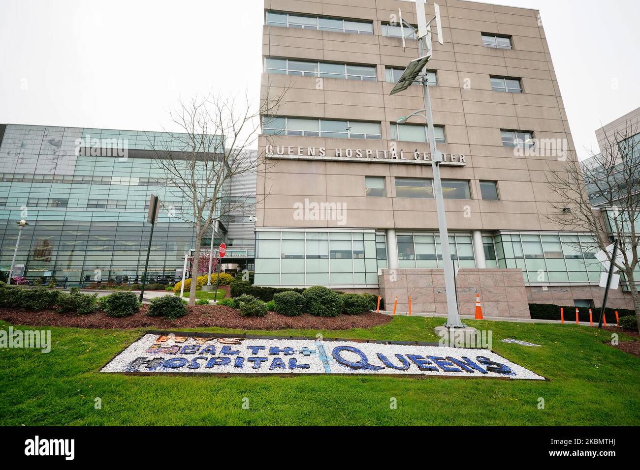 Mount sinai hospital building in nyc hires stock photography and