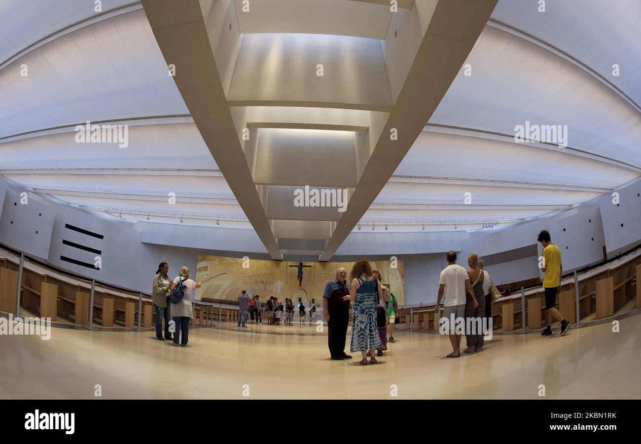 Fatima Building The Shrine of Our Lady of the Rosary of Fatima is one of the most ...