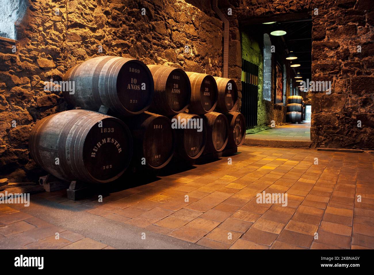 Jw burmester port wine cellars hires stock photography and images Alamy
