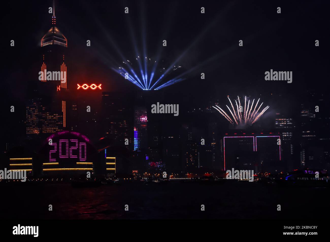 Hong Kong new year fireworks Stock Photo - Alamy