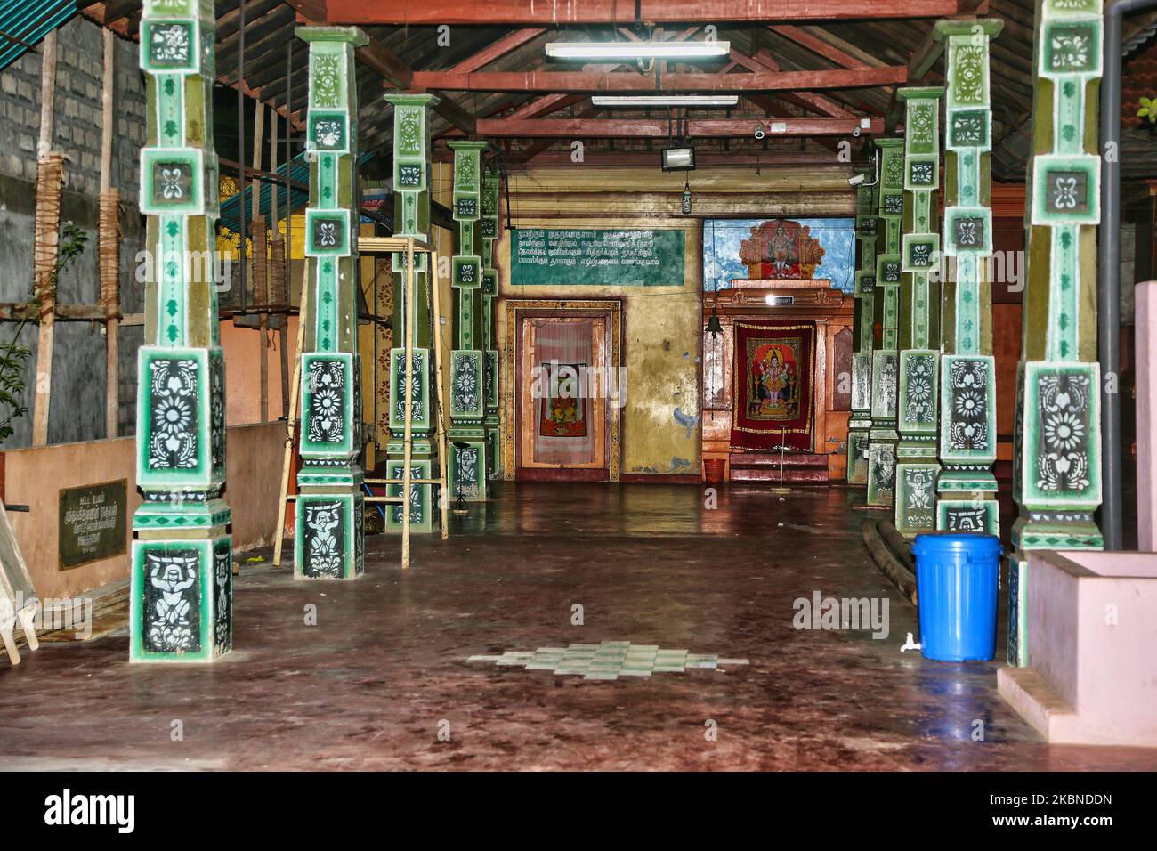 Sangata Meenachiamman Kovil (Sangata Meenachiamman Hindu Temple ...