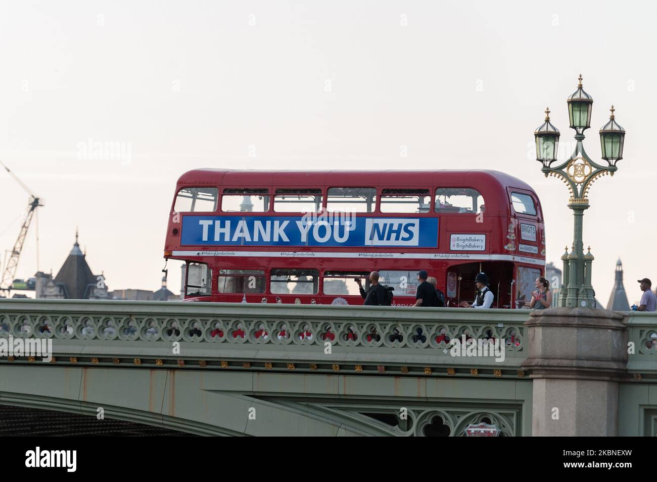 Nhs crosses westminster bridge hires stock photography and images Alamy