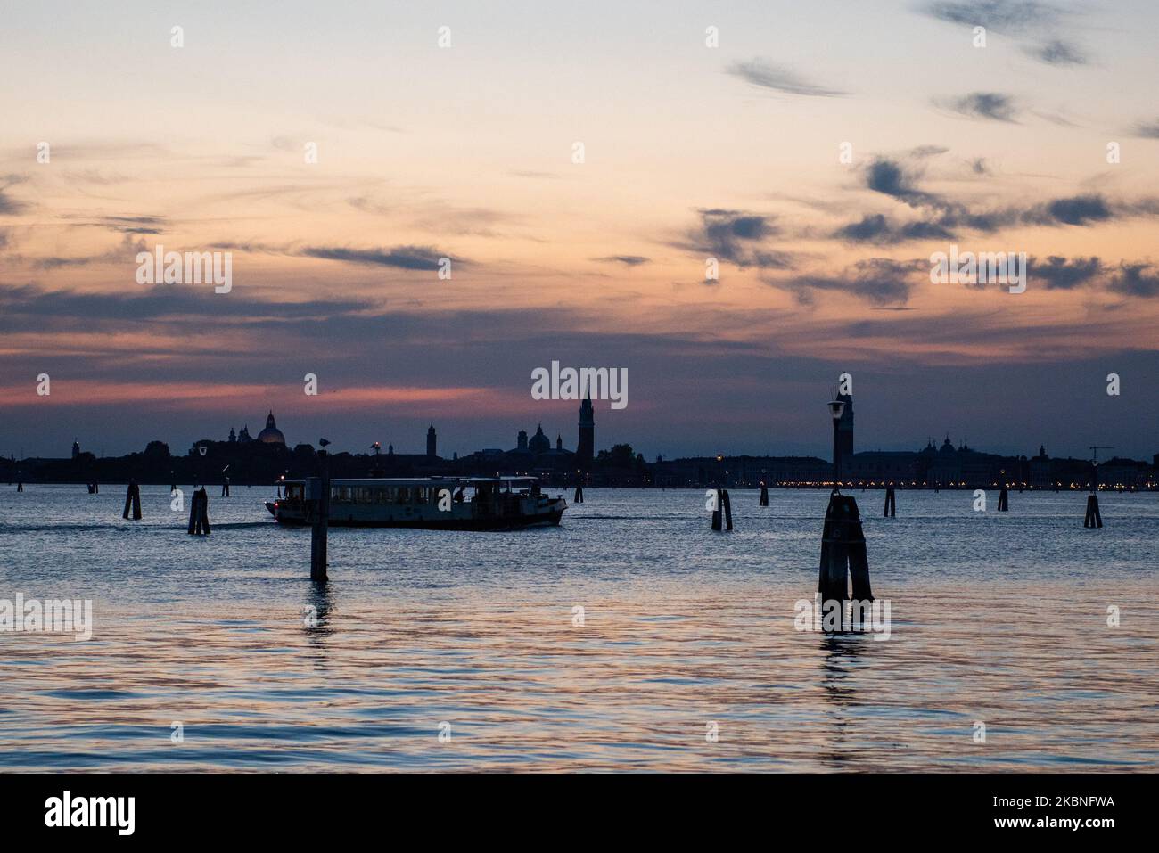Sunset view of Venice from Lido di Venezia the 8th of May 2020. (Photo by Giacomo Cosua/NurPhoto) Stock Photo