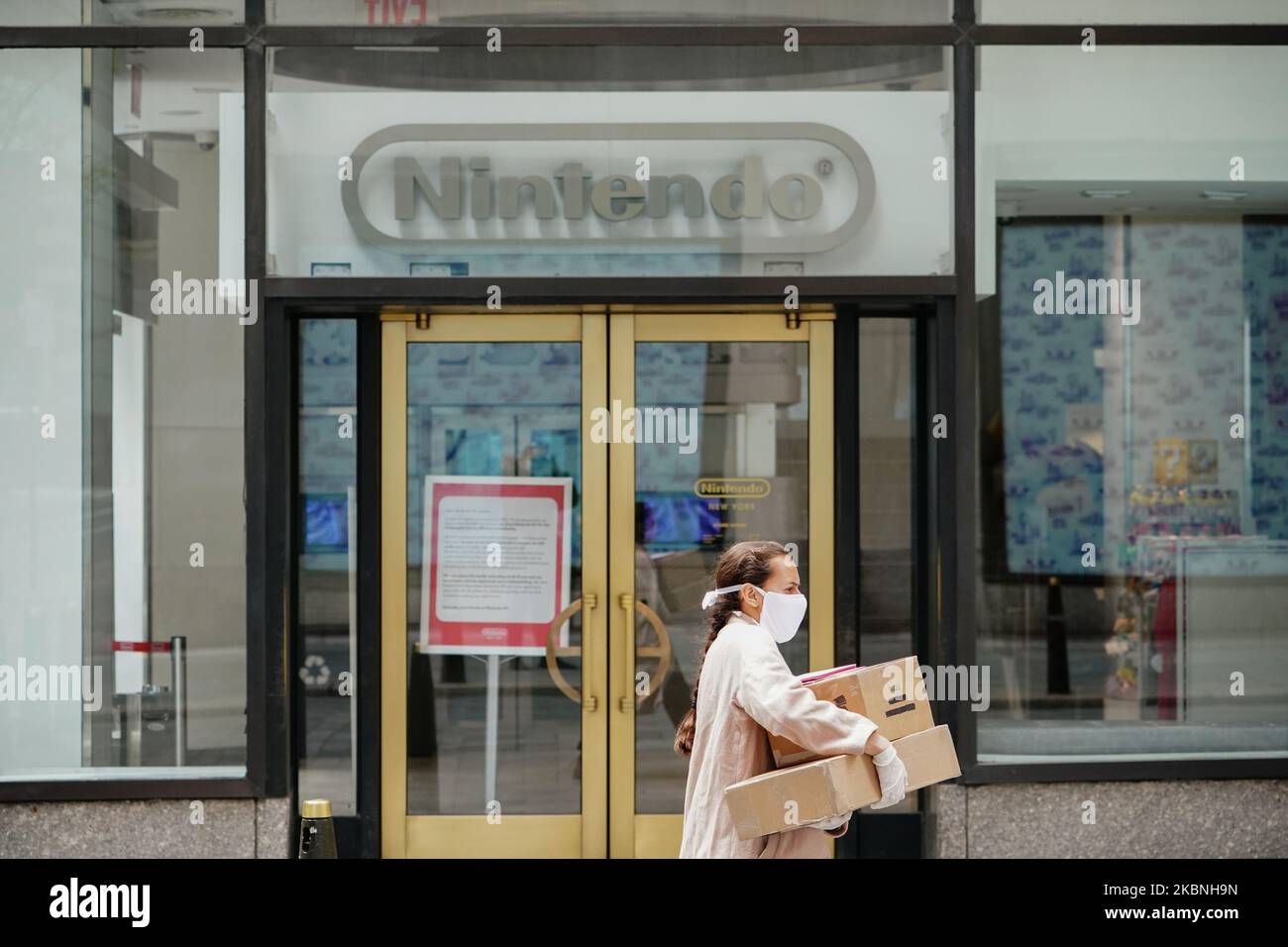 Nintendo world new york hi-res stock photography and images - Alamy