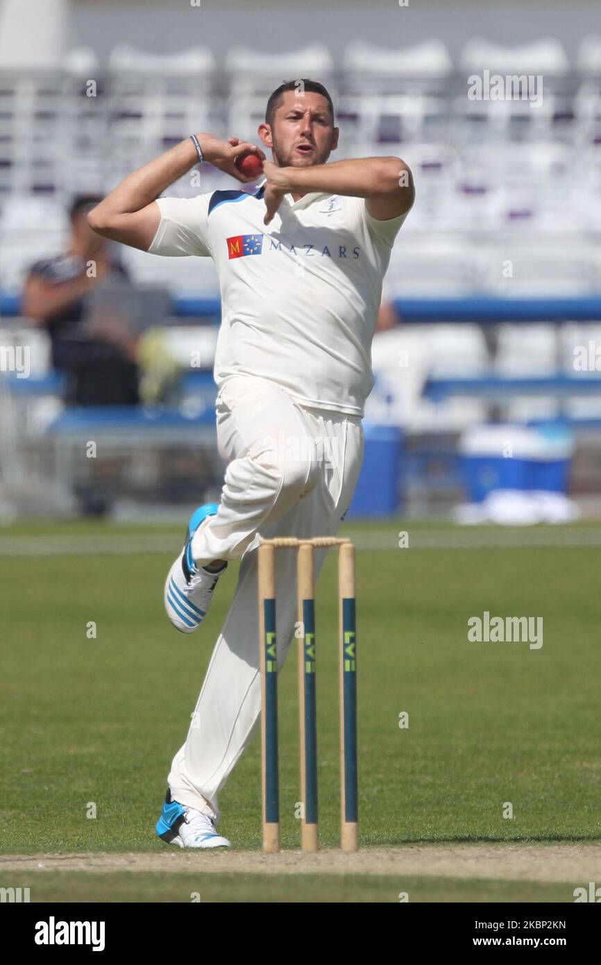 Tim Bresnan of Yorkshire bowling during the LV County Championship match between Yorkshire and Durham at Headingley Cricket Ground, St Michaels Lane, Leeds on Wednesday 9th July 2014 (Photo by Mark Fletcher/MI News/NurPhoto) Stock Photo