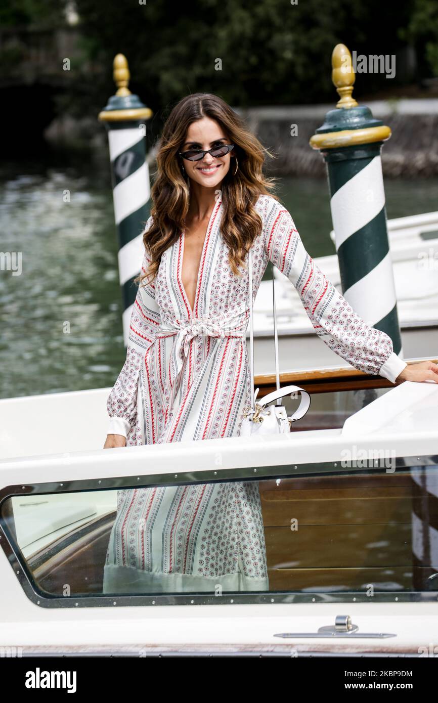Izabel goulart stile hi-res stock photography and images - Alamy