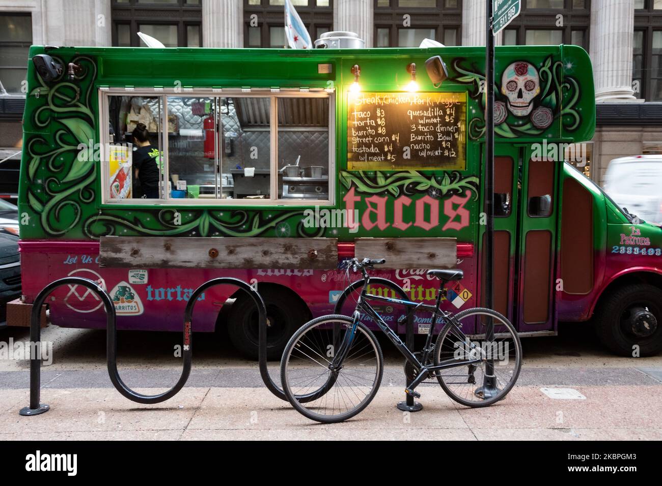 Street food, New York, USA Stock Photo - Alamy
