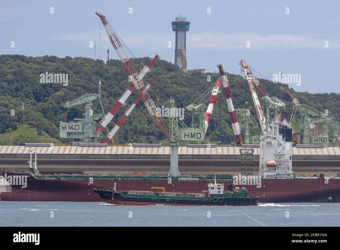 A View scene of HYUNDAI MIPO DOCKYARD in Ulsan, South Korea. Hyundai Heavy Industry Group said last may that it has won a deal from Singapore worth 195 billion won (US$157.3 million) to build three liquefied petroleum gas (LPG) carriers. Under the deal with Eastern Pacific Shipping, the vessels will be built by the group's affiliate Hyundai Mipo Dockyard Co. and are slated to be delivered starting in April 2022. (Photo by Seung-il Ryu/NurPhoto) Stock Photo