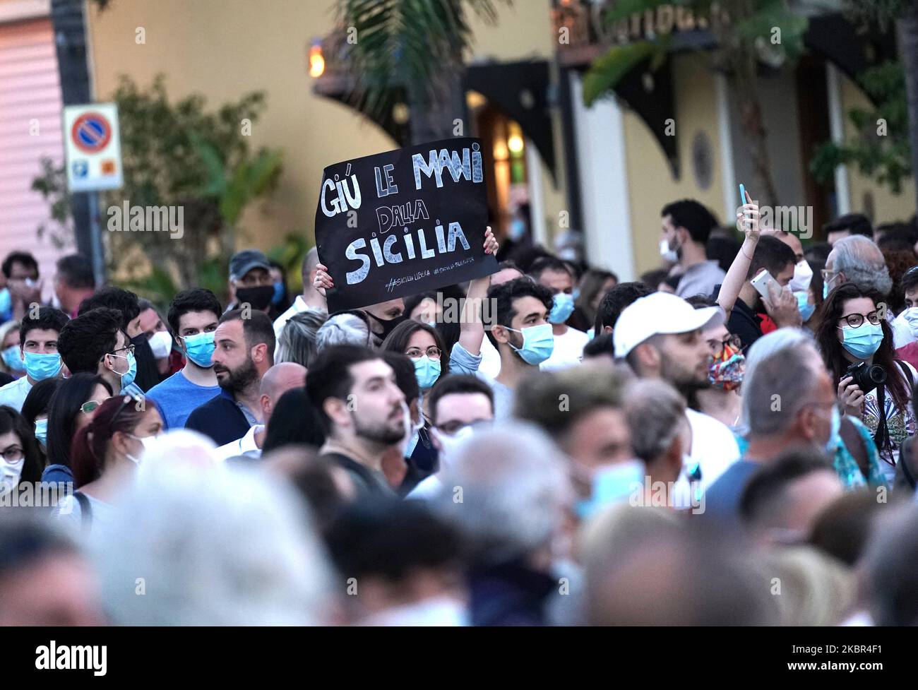 Some people protest against the Italian Lega Party Secretary Matteo Salvini during his visit to the Sicily region in Milazzo, Sicily, Italy, on June 12, 2020. (Photo by Gabriele Maricchiolo/NurPhoto) Stock Photo