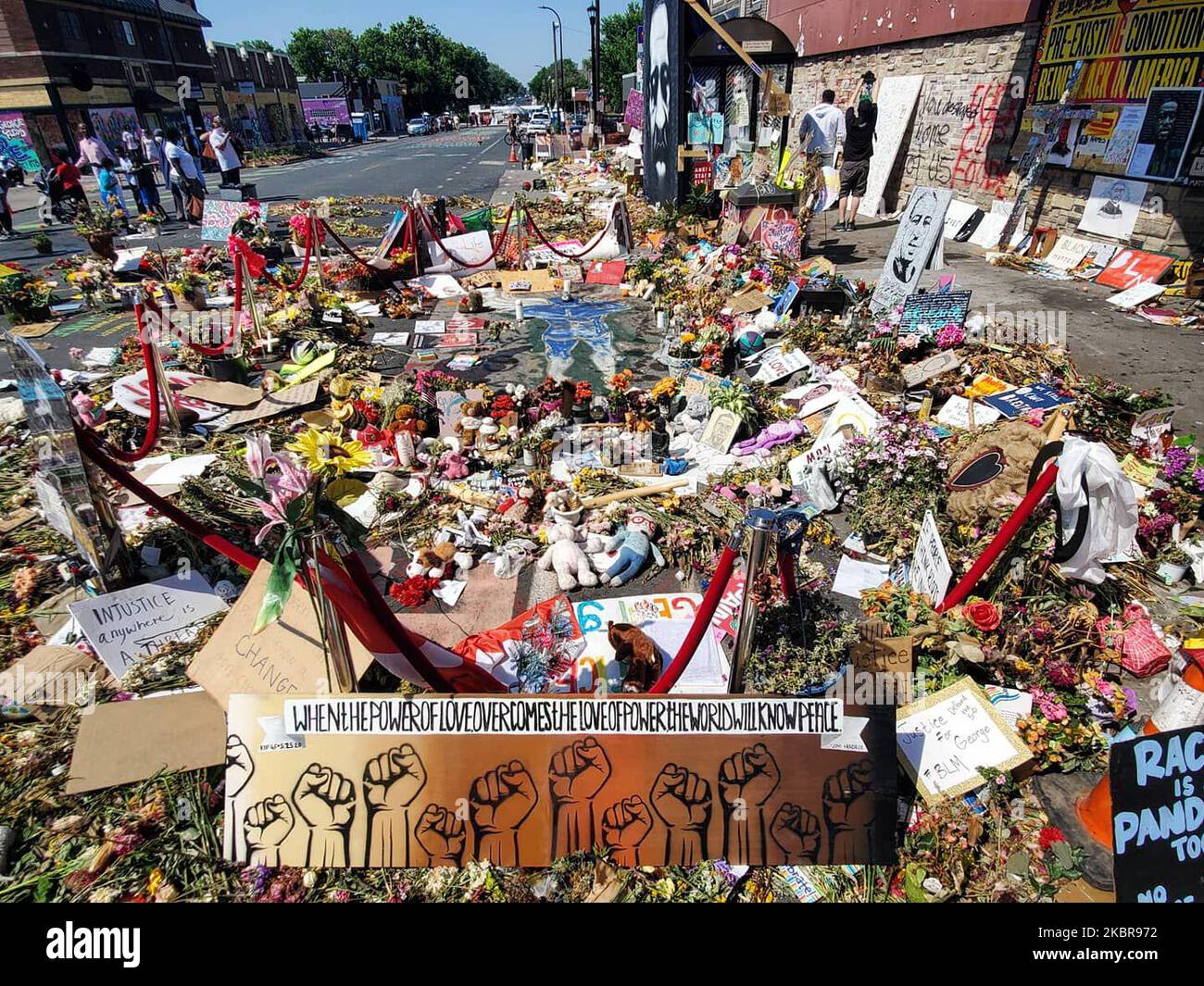 A general view of George Floyd memorial in Minneapolis, United States, on June 16, 2020. Minneapolis officials say memorial could become permanent at intersection where the police murder of George Floyd sparked weeks of global unrest. This comes as the neighborhood market Cup Foods reopened Monday at 38th Street and Chicago Avenue following weeks of protests and mourning outside the store. (Photo by Karla Ann Cote/NurPhoto) Stock Photo