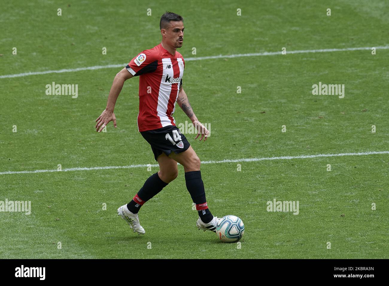 Dani Garcia of Athletic controls the ball during the Liga match between Athletic Club and Club Atletico de Madrid at San Mames Stadium on March 15, 2020 in Bilbao, Spain. (Photo by Jose Breton/Pics Action/NurPhoto) Stock Photo