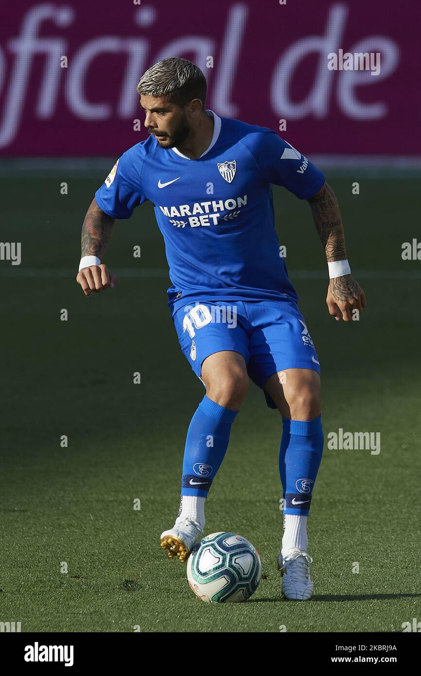 Ever Banega of Sevilla controls the ball during the Liga match between Villarreal CF and Sevilla FC at Estadio de la Ceramica on June 22, 2020 in Villareal, Spain. (Photo by Jose Breton/Pics Action/NurPhoto) Stock Photo