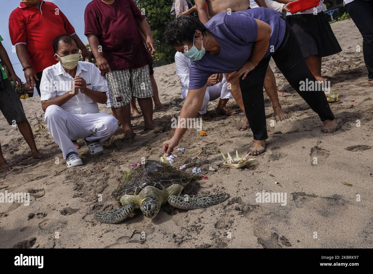 Bakchang ritual hi-res stock photography and images - Alamy