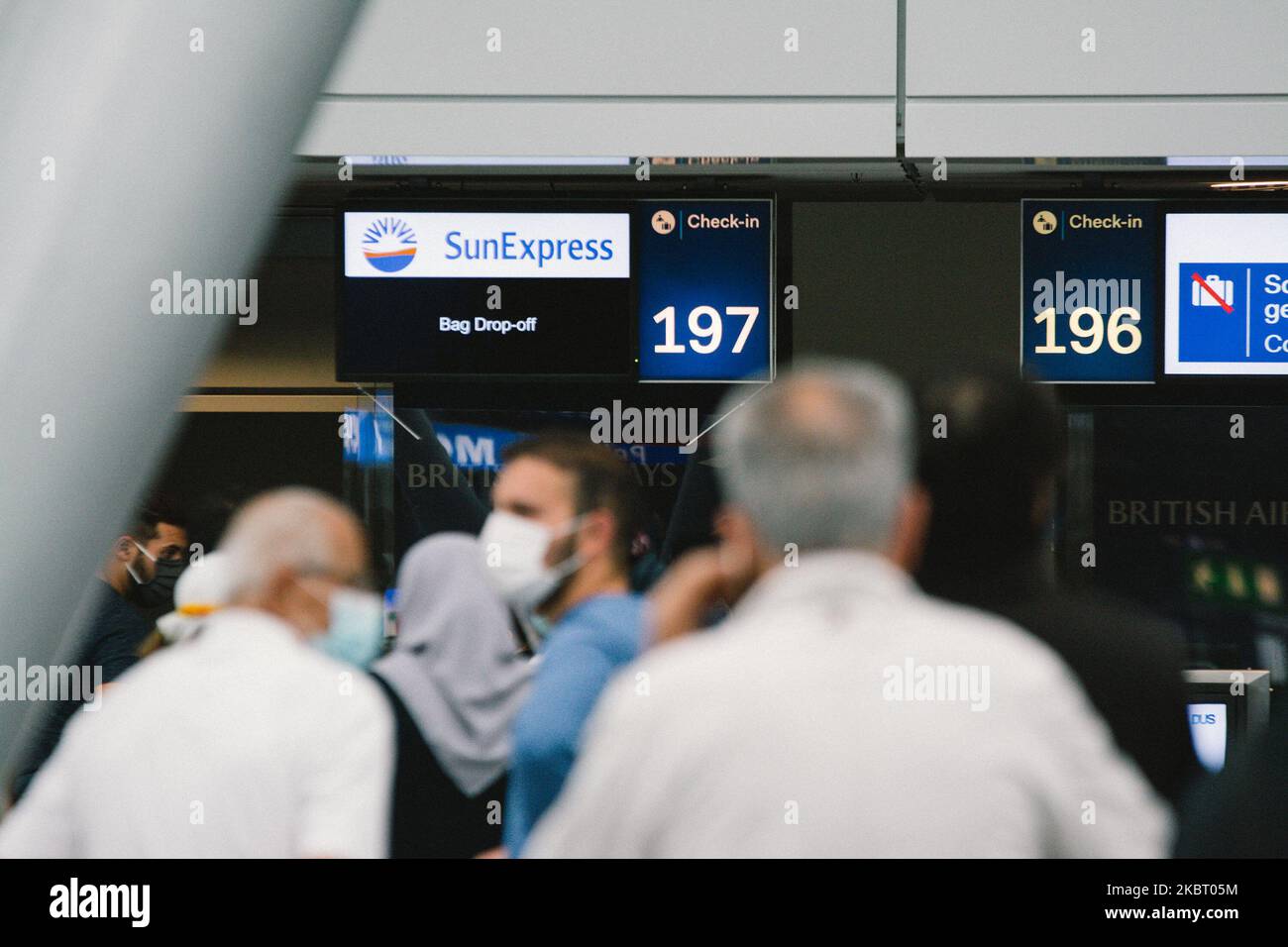 Sunexpress airline check in hires stock photography and images Alamy