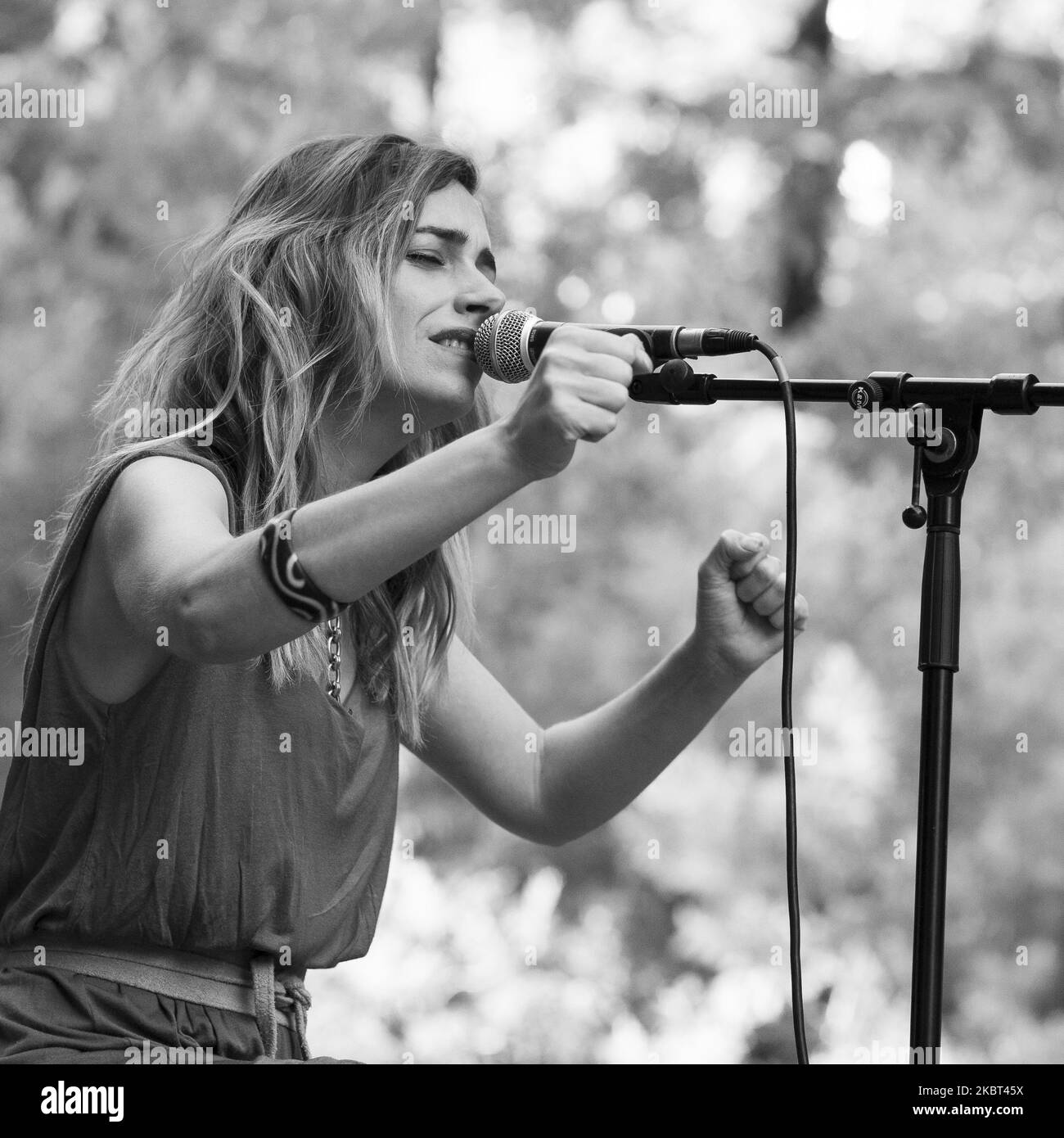 Concert ISEO- A Spanish girl Album Last Night in acoustic playing in Corte  Ingles in Madrid - Spain. Only guitar Stock Photo - Alamy