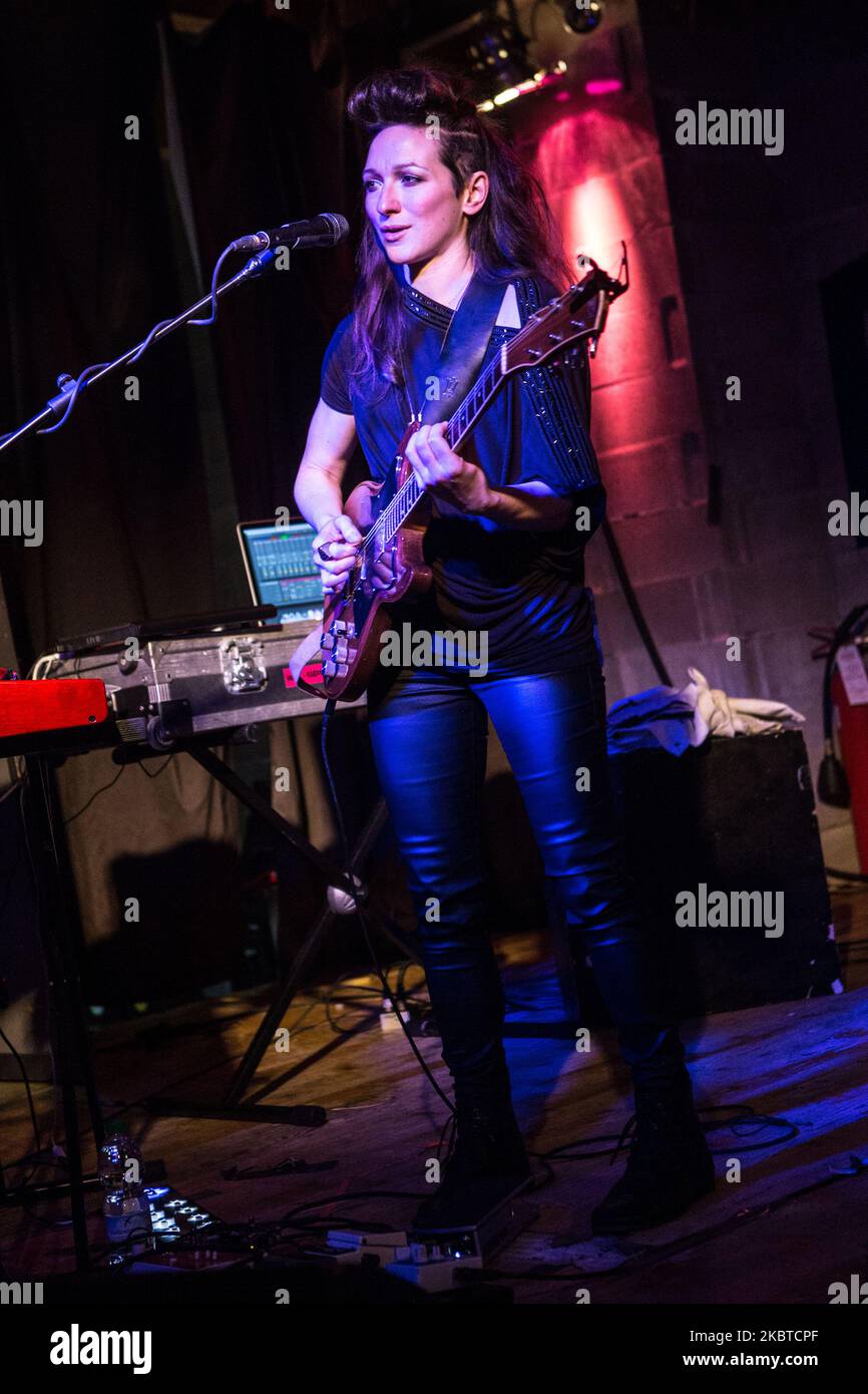 Shara Singer My Brightest Diamond, project of singer-songwriter and multi ...