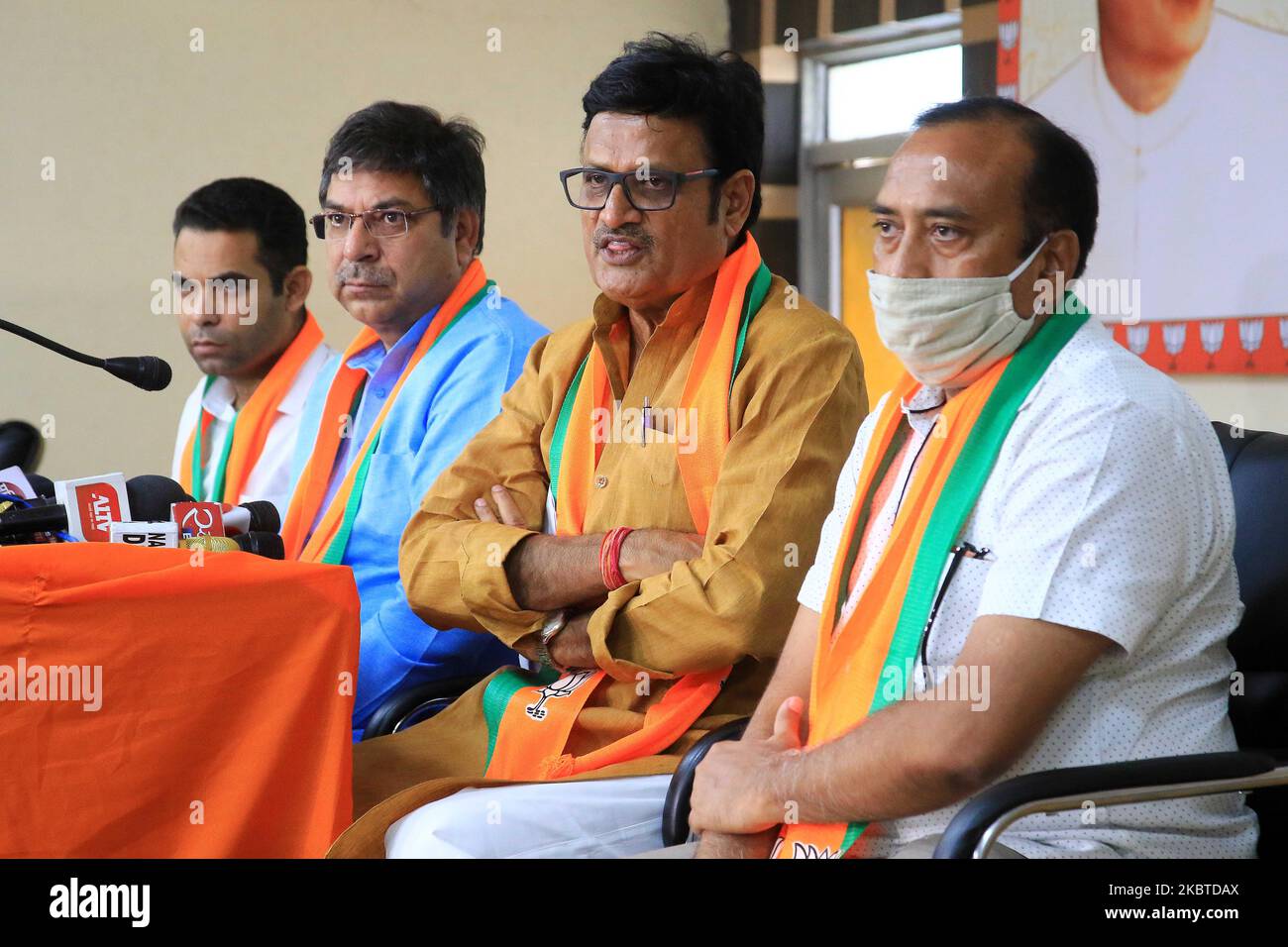 Party senior leader rajendra rathore hi-res stock photography and ...