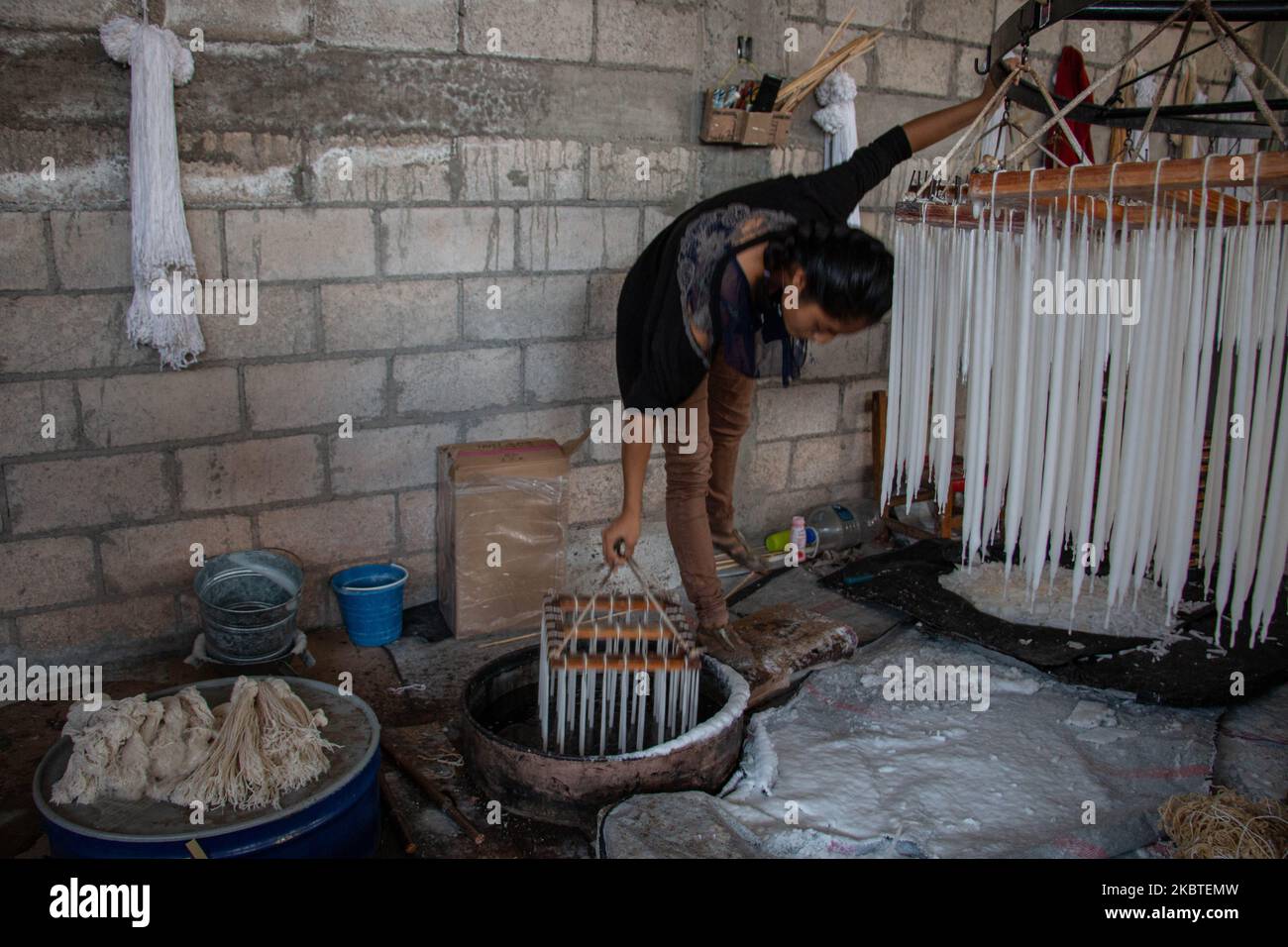 Paraffin layers hires stock photography and images Alamy