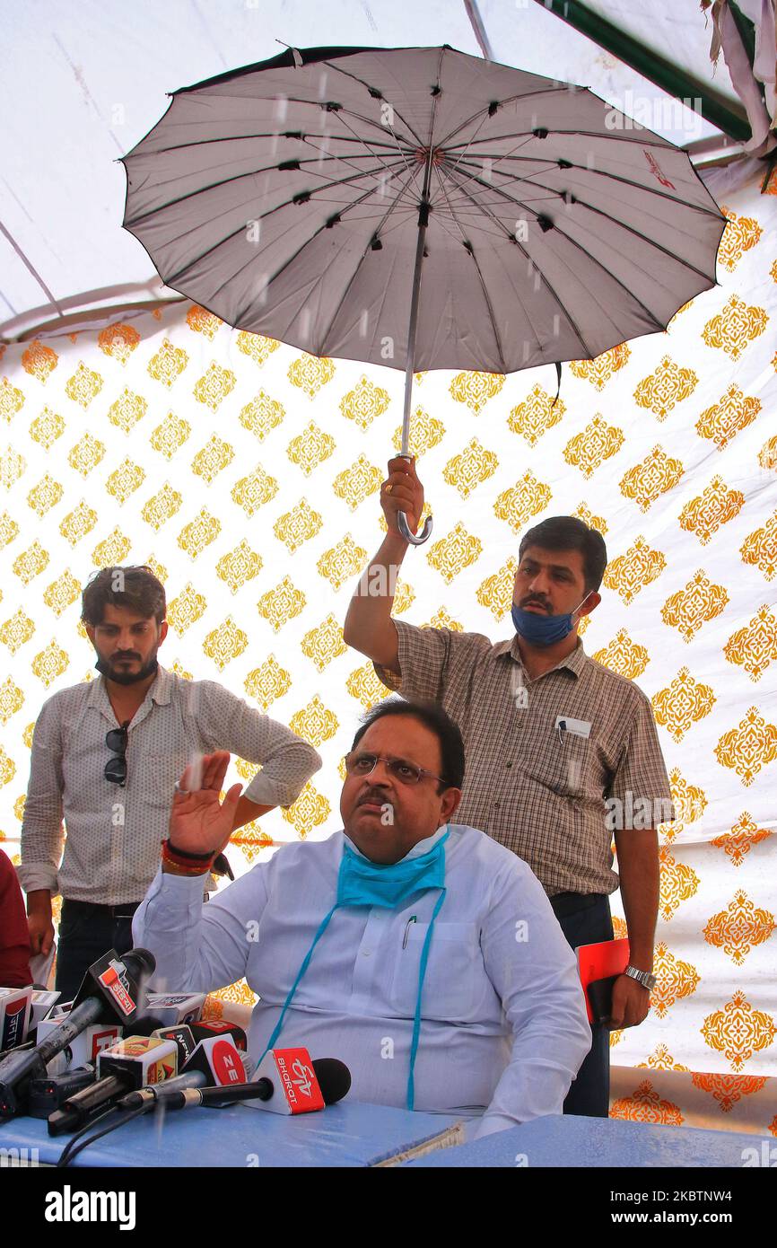 Rajasthan Health Minister Raghu Sharma addresses media over the MLAs horse trading and congress party politics crisis , outside a hotel where Congress leaders and MLA are staying in Jaipur, Rajasthan, India, on July 16, 2020. (Photo by Vishal Bhatnagar/NurPhoto) Stock Photo