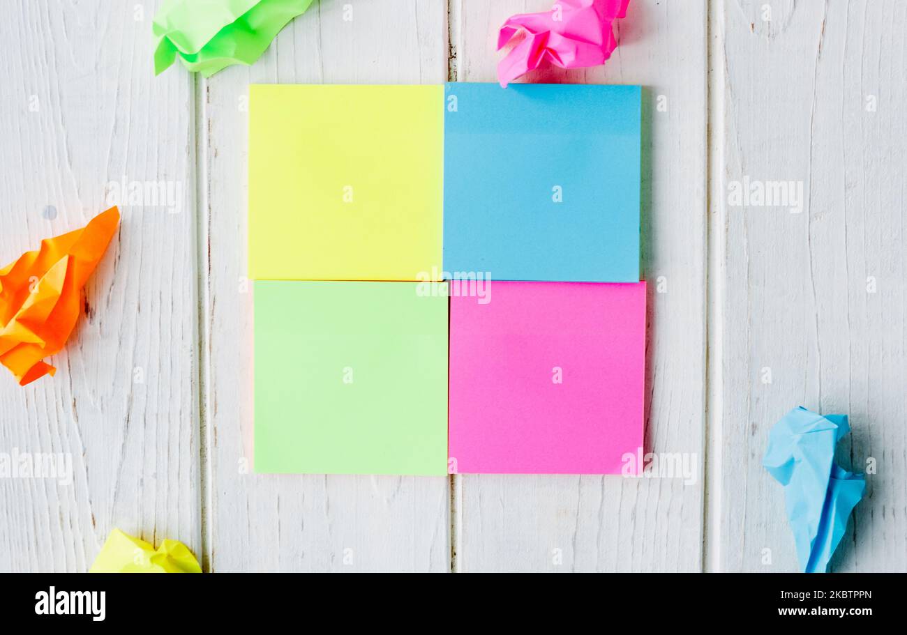 Color Notes Cartoon Cartoon reminder notes hi-res stock photography and images - Alamy
