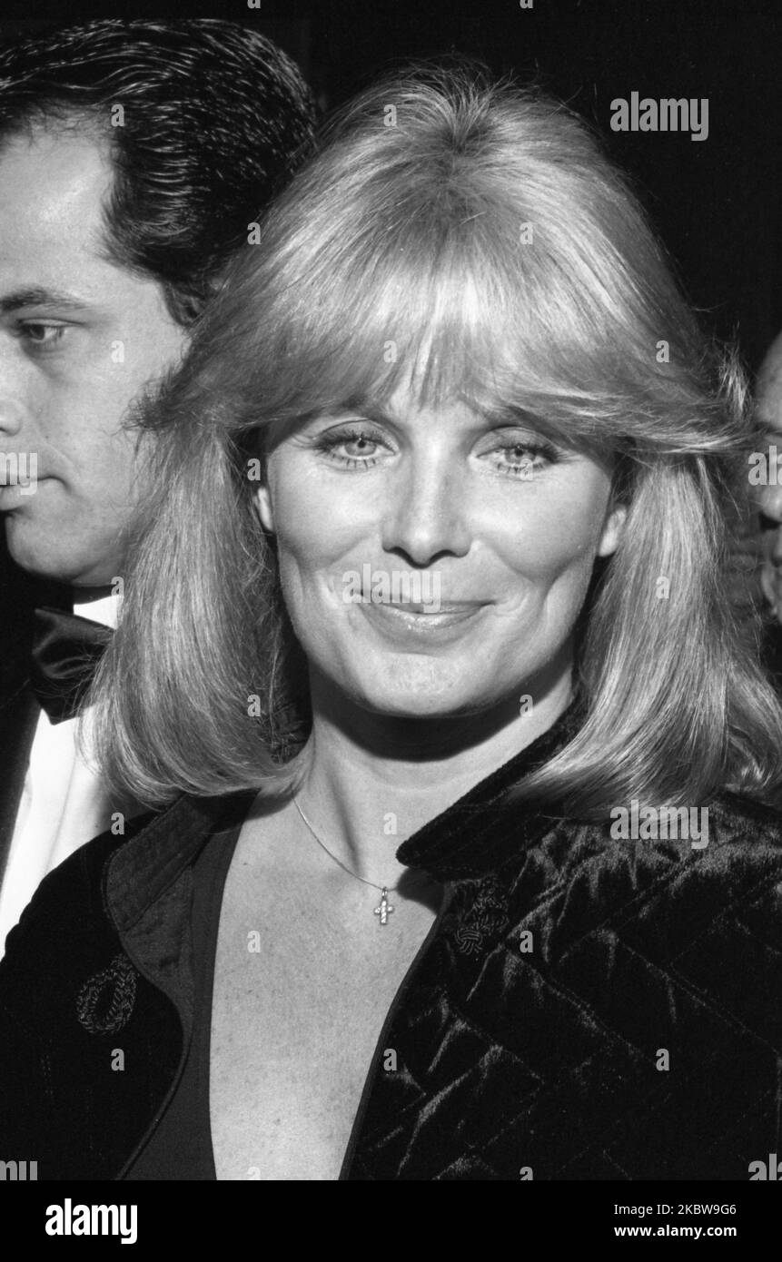 Linda Evans at the 1981 Eddie Awards at Beverly Hilton Hotel in Beverly ...