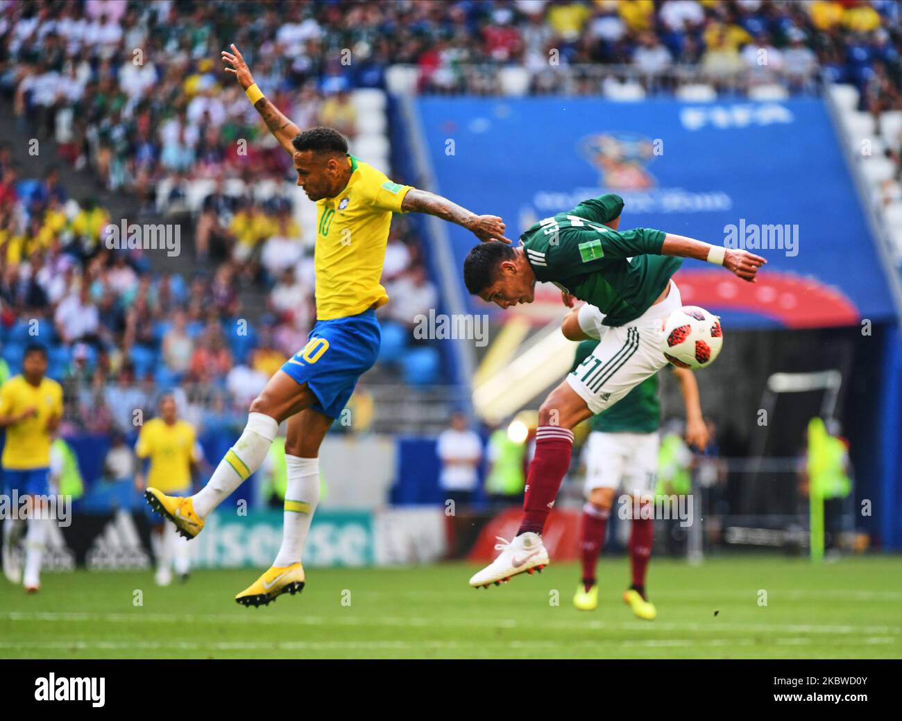Neymar of Brazil and Jesus Corona of Mexico fighting for the ball during the FIFA World Cup match Brazil versus Mexico at Samara Arena, Samara, Russia on July 2, 2018. (Photo by Ulrik Pedersen/NurPhoto) Stock Photo