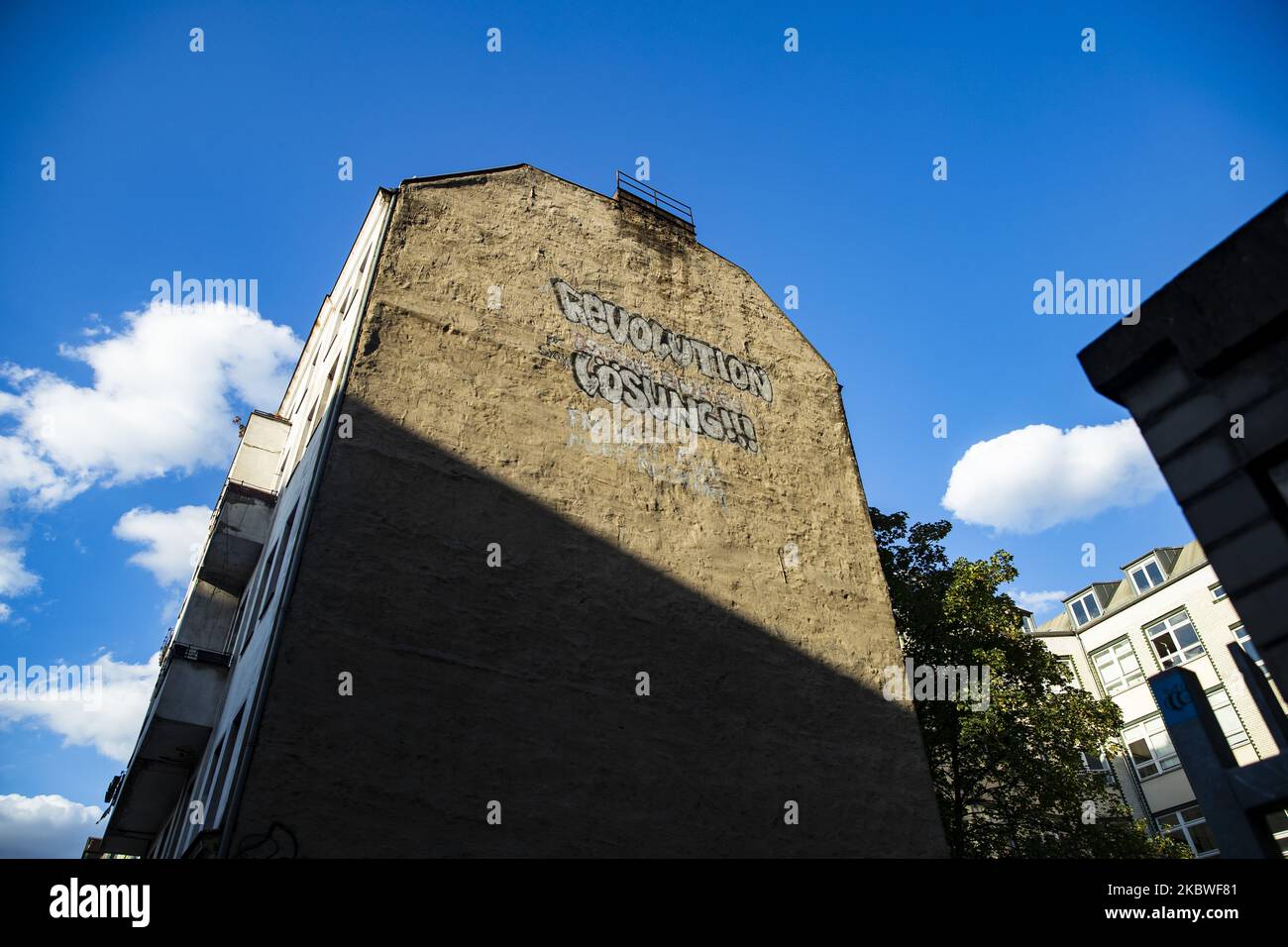 Fading graffitti hi-res stock photography and images - Alamy