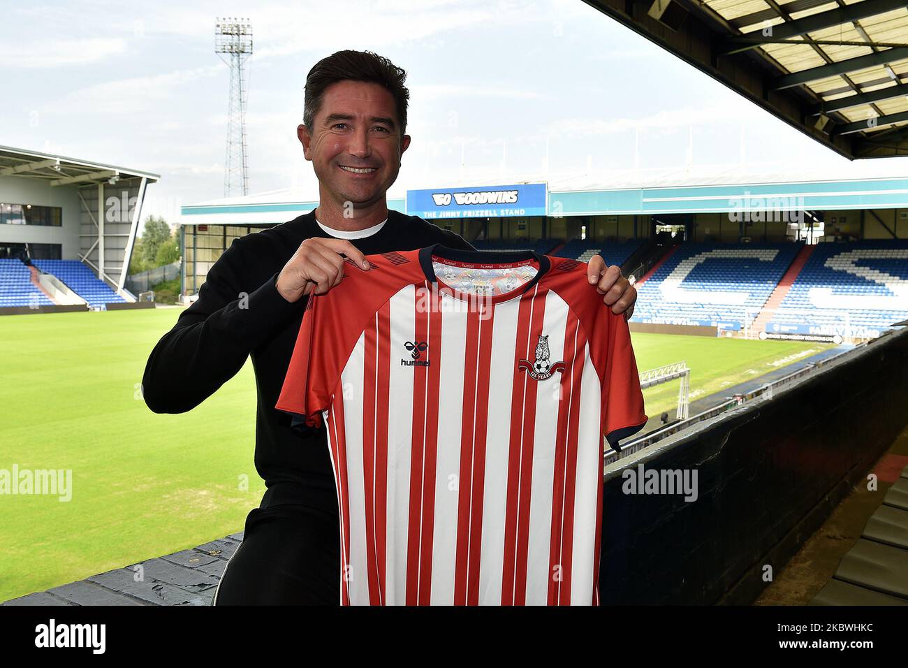 Liverpool star harry kewell hi-res stock photography and images - Alamy