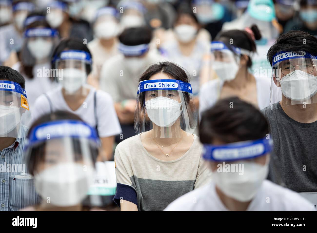 Thousands of medical students and doctors with the Korean Intern Resident Association (KIRA) gather for a rally against the government's plan to raise the admission fee and number of students at medical schools on August 07, 2020 in Seoul, South Korea. South Korean medical residents called for a nationwide strike earlier in the day, calling for the government to scrap its plan to extend the number of students at medical schools. (Photo by Chris Jung/NurPhoto) Stock Photo