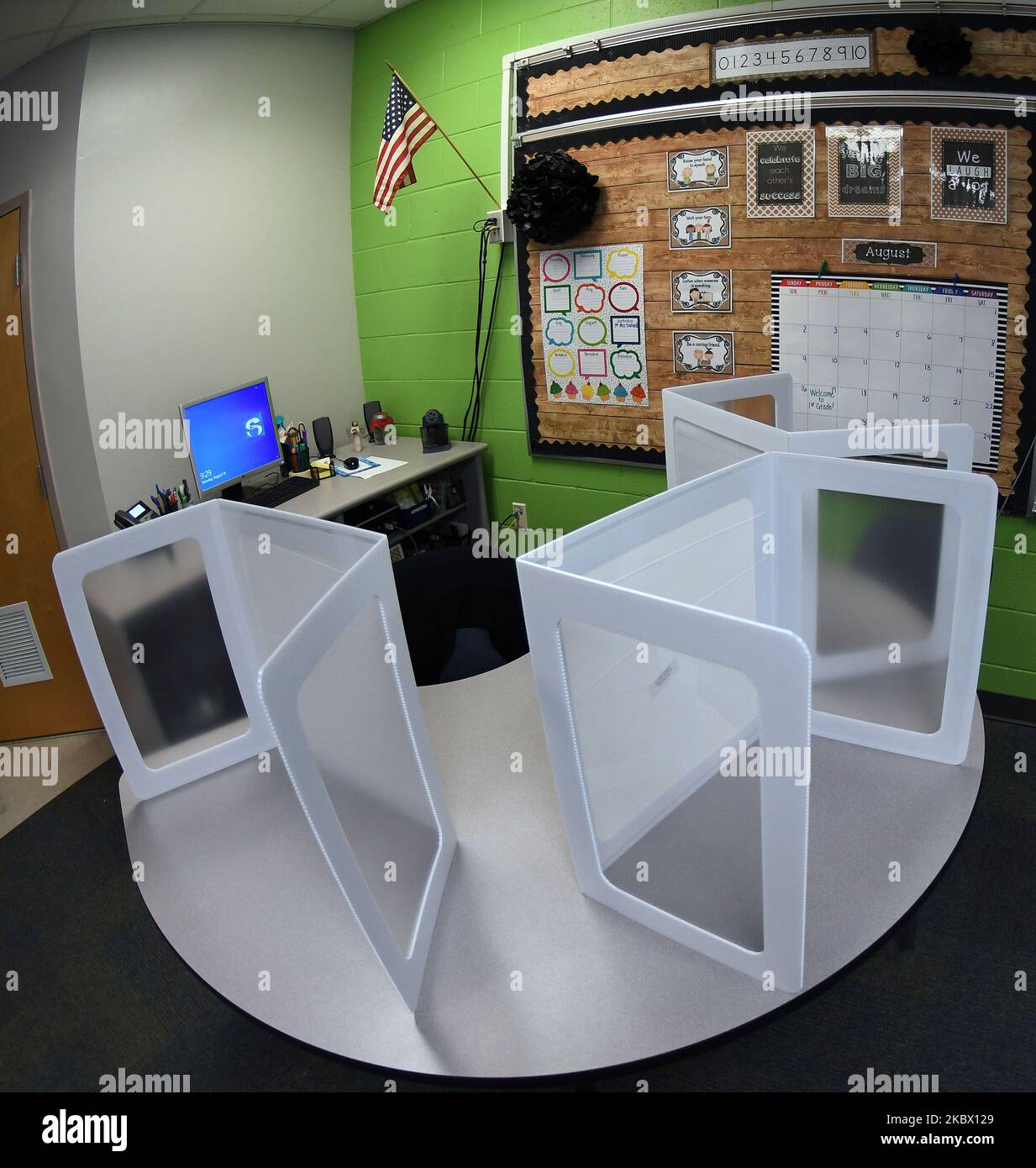 Students desk shield hires stock photography and images Alamy