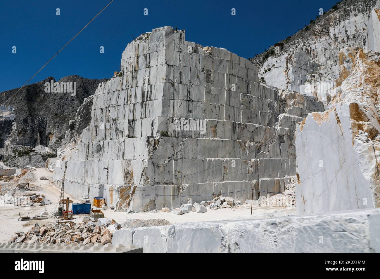 The landscape of the quarries of Colonnata. The Carrara quarries were famous through millennia and have been Statuario, a pure white marble now extinct. Carrara marble has been used since the time of Ancient Rome and it was also used in many sculptures of the Renaissance including Michelangelo's David. In Massa Carrara, Tuscany, Apuan Alps, Italy, on July 29, 2020. (Photo by Mauro Ujetto/NurPhoto) Stock Photo