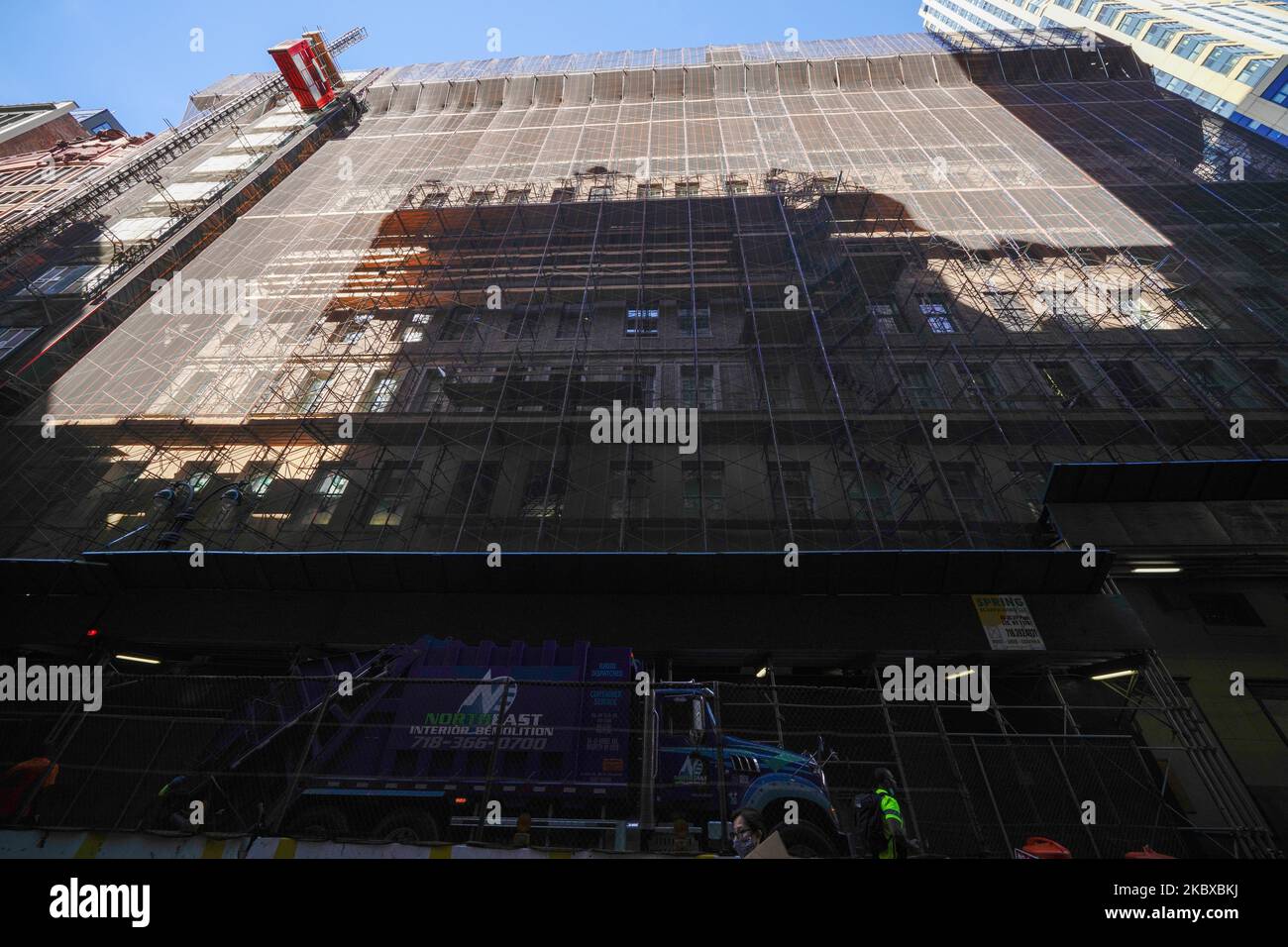 A view of an ongoing construction of the former Lord and Taylor Flagship Store which has been recently purchased by the retail giant Amazon as New York City continues Phase 4 of re-opening following restrictions imposed to slow the spread of coronavirus on August 20, 2020 in New York City. The fourth phase allows outdoor arts and entertainment, sporting events without fans and media production. Amazon adding 2,000 jobs at NYC’s Lord & Taylor building, report says. (Photo by John Nacion/NurPhoto) Stock Photo