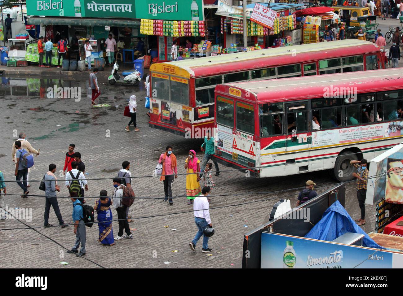 Auto Rickshaws: Delhi govt to move SC for removal of one-lakh cap