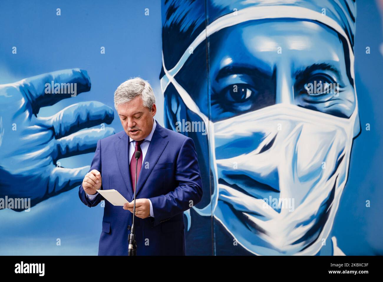 Eduardo Rodrigues visits the Eduardo Santos Silva Hospital, in Vila Nova de Gaia, Portugal, on June 20, 2020. (Photo by Rita Franca/NurPhoto) Stock Photo