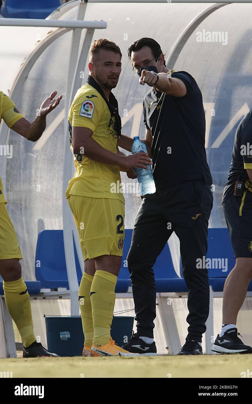 Unai Emery head coach of Villarreal gives instructions to Javier Ontiveros of Villarreal during the pre-season friendly match between Villarreal CF and FC Cartagena at Pinatar Arena on August 23, 2020 in Murcia, Spain. (Photo by Jose Breton/Pics Action/NurPhoto) Stock Photo