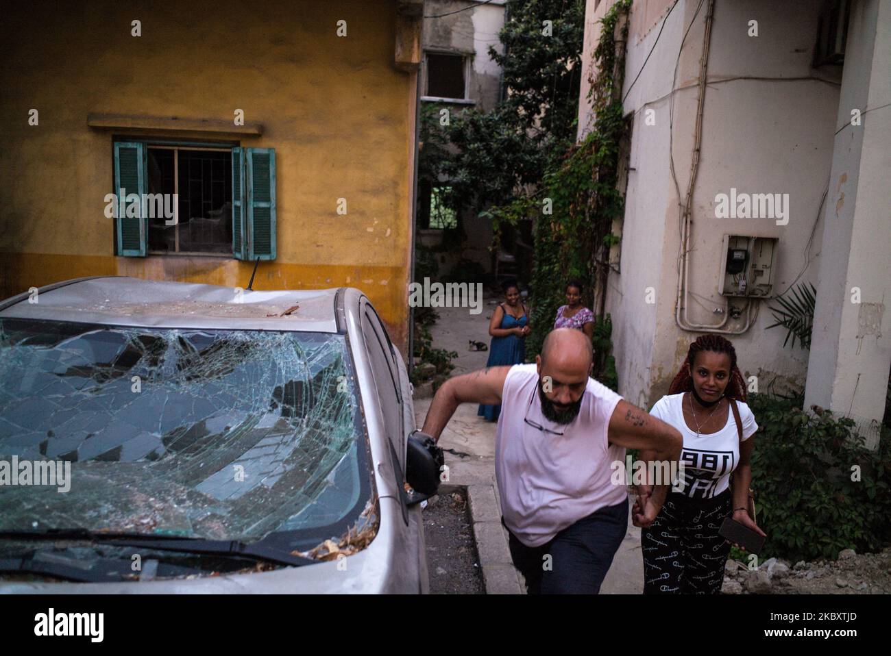 A Lebanese man with his Ethiopean wife on August 30, in the neiberhoud of Geitaoui, one of the closest neighborhoods to the port of Beirut, Lebanon, on August 30, 2020. (Photo by Vassilis A. Poularikas/NurPhoto) Stock Photo