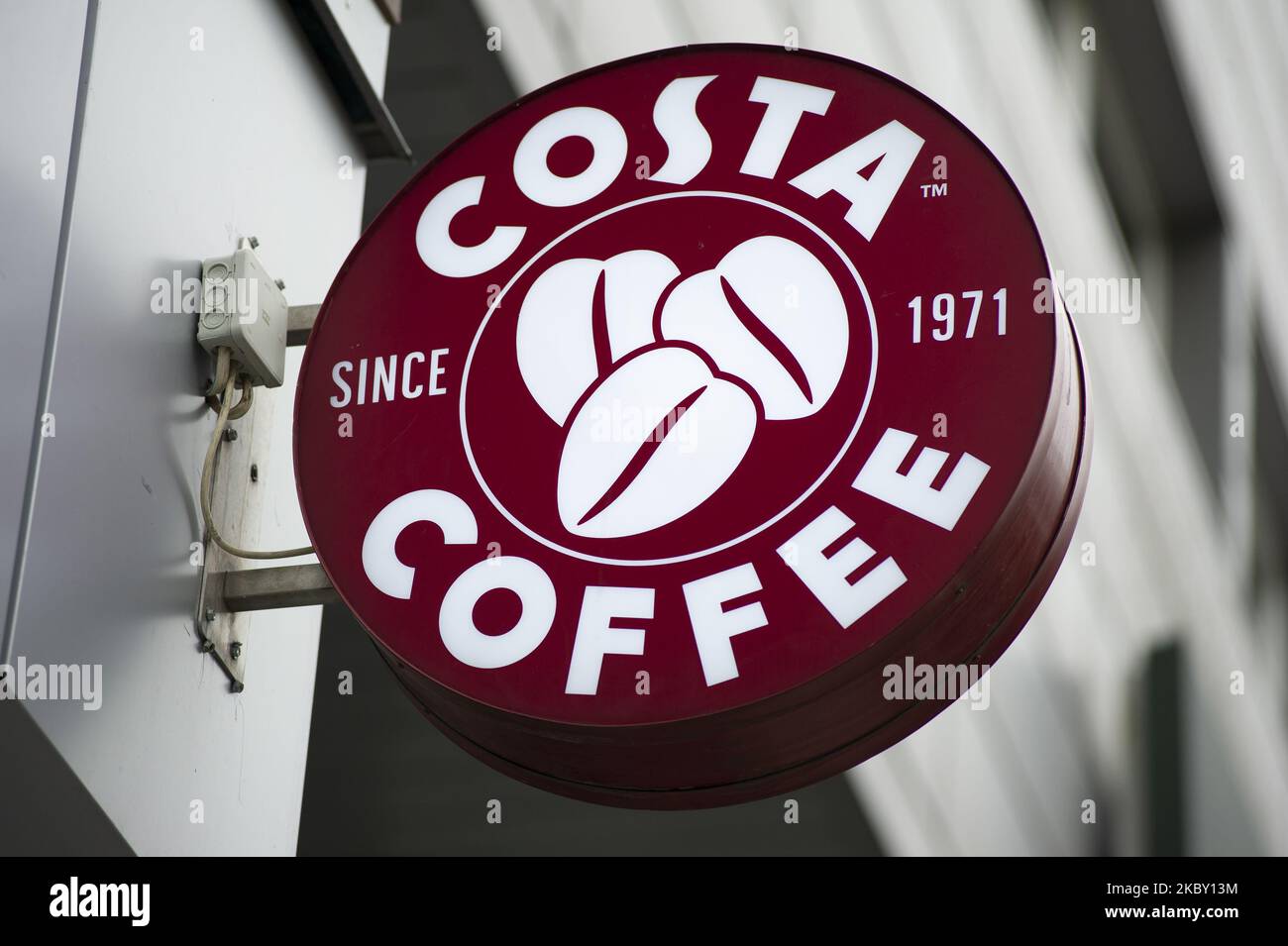 Costa Coffee logo is seen on September 2, 2020 in Warsaw, Poland. (Photo by Aleksander Kalka/NurPhoto) Stock Photo