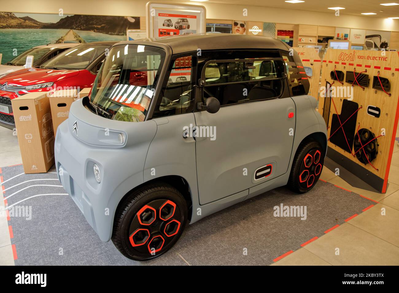 Citroën ami 2020 hi-res stock photography and images - Alamy