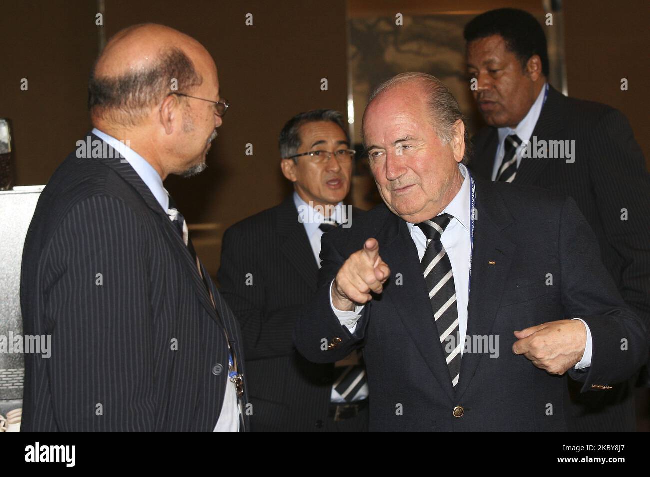 FIFA president Sepp Blatter and AFC president Mohamed bin Hammam talking after organizing committee meeting at FIFA U-17 press conference in Seoul on September 8, 2007, South Korea. (Photo by Seung-il Ryu/NurPhoto) Stock Photo