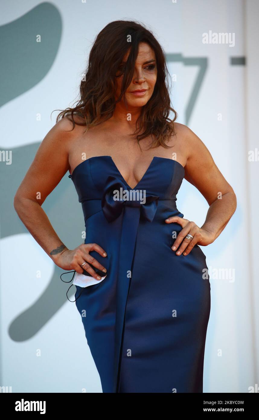 Nastya Zavorotnyukning sikilgan porno suratlari