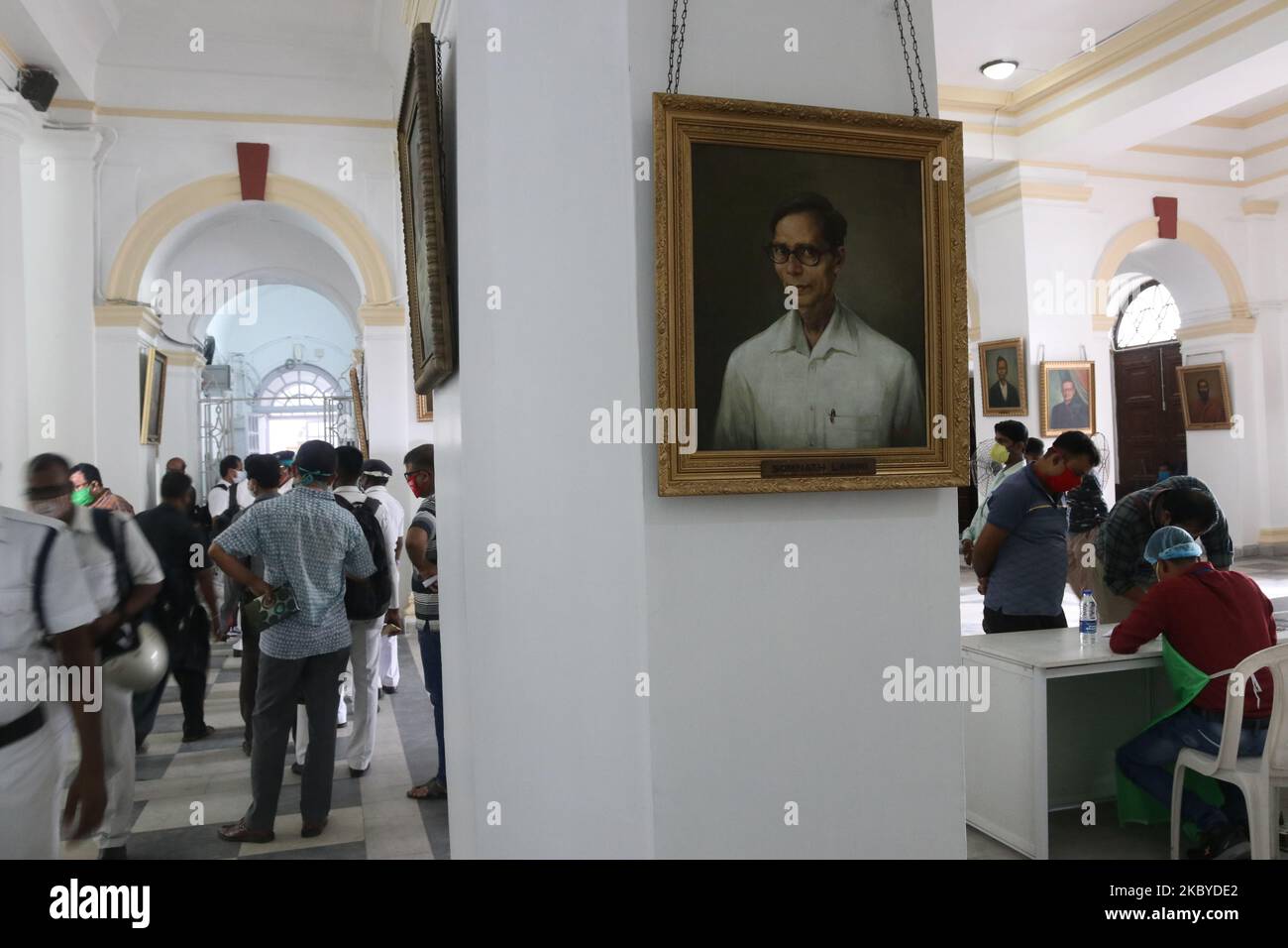 Employees of a West Bengal Legislative Assembly house,Police wait to register their names for COVID-19 test at West Bengal Legislative Assembly house in Kolkata India, Tuesday, Sept. 8, 2020. (Photo by Debajyoti Chakraborty/NurPhoto) Stock Photo