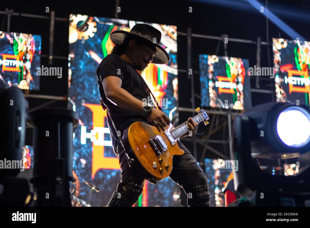 Guest star kotak band hires stock photography and images Alamy