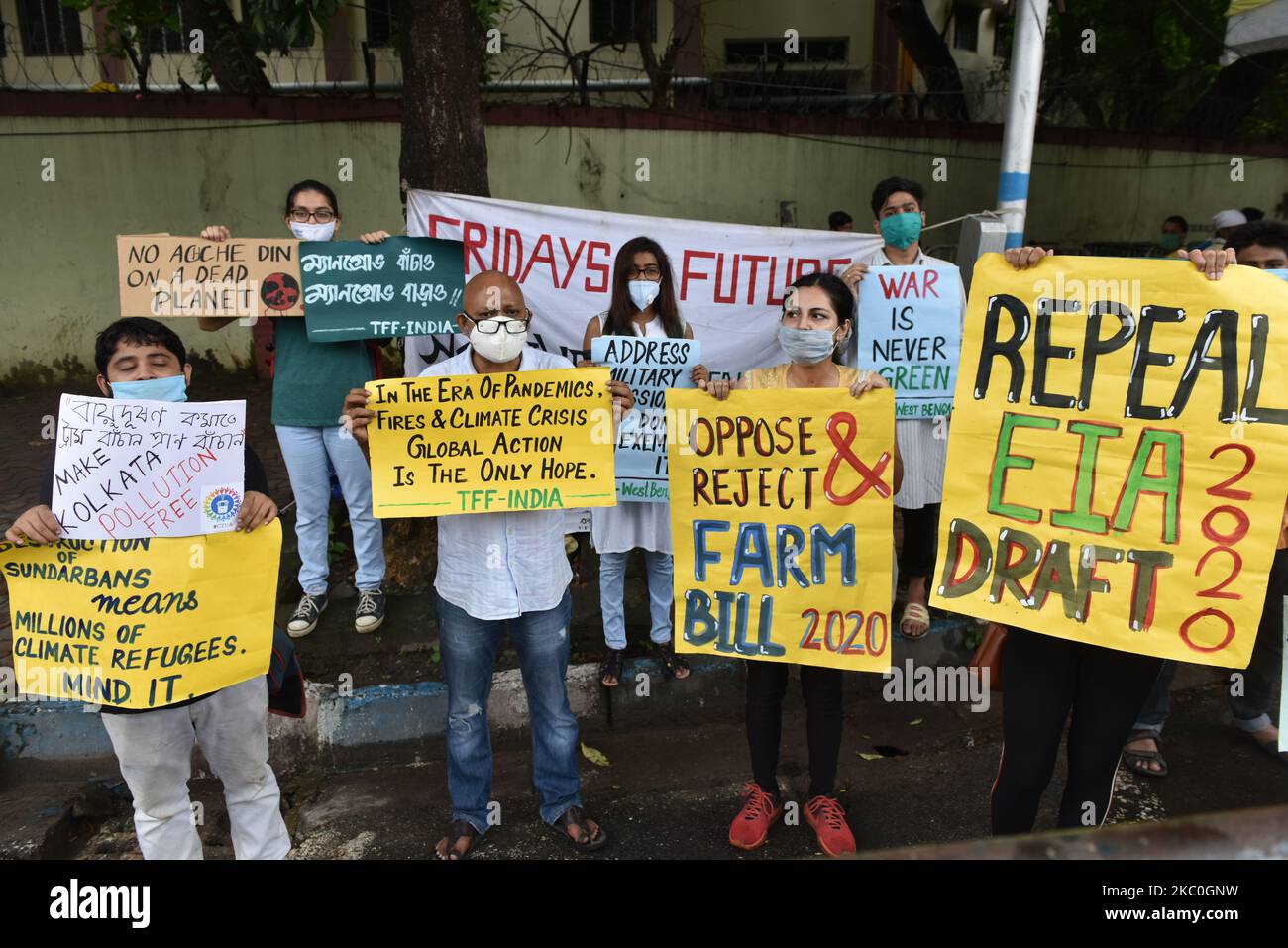 Fridays for Future a global movement led by climate activist Greta Thunberg calls for a global climate action day on 25th September 2020 in Kolkata, India for demonstrations and manifestations will take place all across the globe. Today the Fridays for Future, West Bengal organized an awareness program demonstrating the global climate change impact and also protested against the Environment Impact Assessment (EIA) 2020 and recently passed FARM BILL 2020 by the Parliament of India. (Photo by Sukhomoy Sen/NurPhoto) Stock Photo
